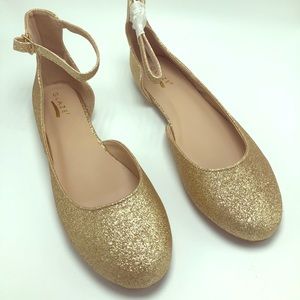 Brand new Glaze ankle strap flats, size 8